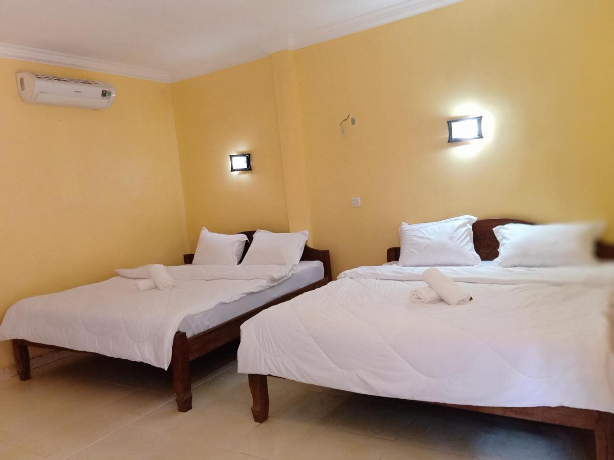 Pina House Hotel Kep Buitenkant foto